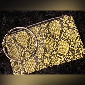 Key Ring Clipped Snakeskin Wristlet Handbag